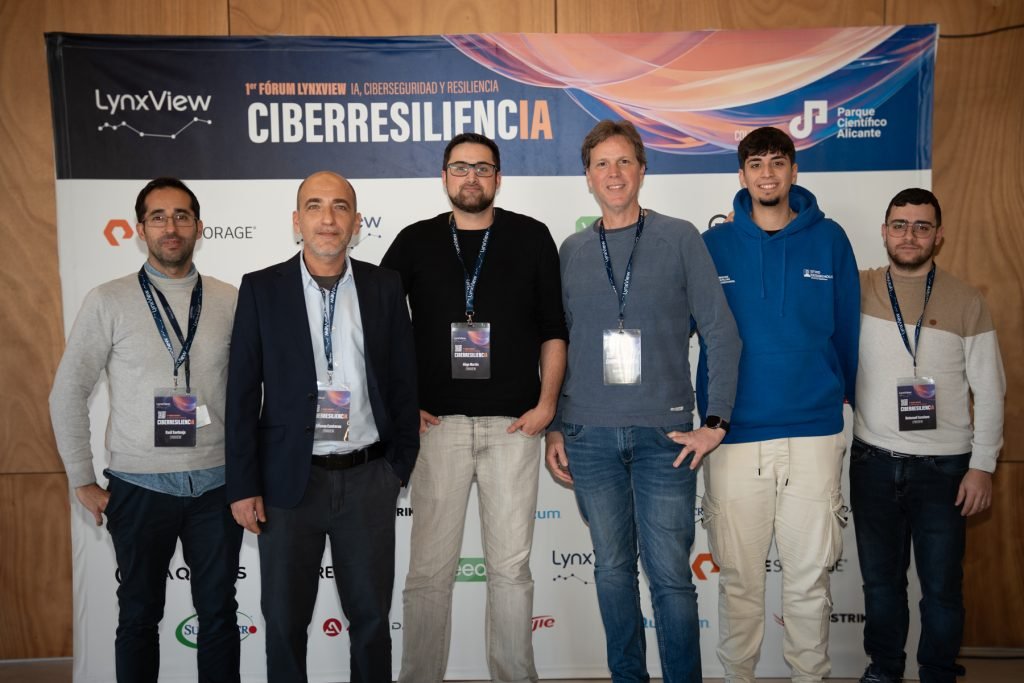 Equipo de LYNX VIEW S.L.
