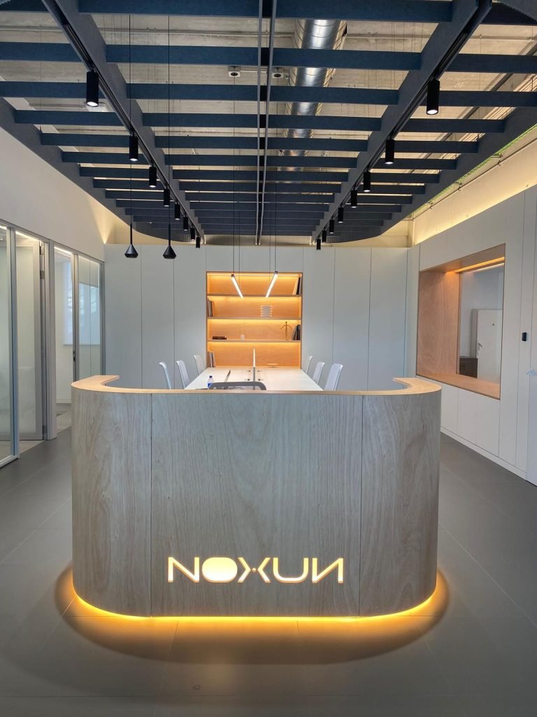 Equipo de NOXUN ADHESIVES, S.L.